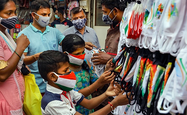 Photo of सावधान : कोरोना की तीसरी लहर फरवरी में, मास्क लगाकर निकलें घर से