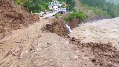 Photo of उत्तराखंड : कर्णप्रयाग-ग्वालदम मोटर मार्ग हुआ अवरुद्ध, 48 लिंक मोटर मार्ग भी बाधित