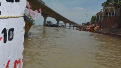 Photo of फिर बढ़ने लगा गंगा का जलस्तर, प्रशासन अलर्ट