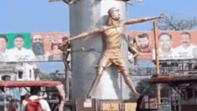 Photo of विश्व चैंपियन नीरज चोपड़ा की मूर्ति का भाला बदला, फैल गई चोरी की खबर