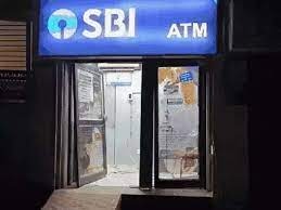 Photo of भारतीय स्टेट बैंक का एटीएम उखाड़ ले गए बदमाश