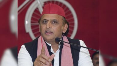 Photo of लापता श्रृद्धालुओ के अभी भी पोस्टर लगे हुए हैं : अखिलेश