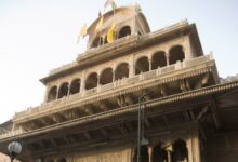 Photo of बांके बिहारी मंदिर प्रशासन ने लिया फैसला