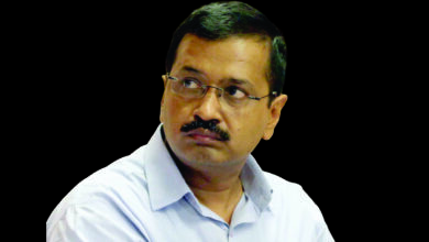 Photo of बिखरते केजरीवाल