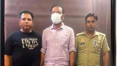 Photo of नोएडा : जीएसटी ऑफिस में रिश्वत का खेल