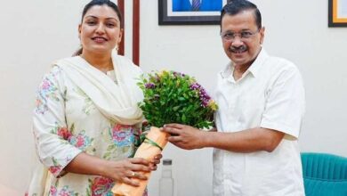 Photo of पंजाब : अनमोल गगन ने वापस लिया इस्तीफा