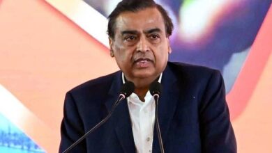 Photo of मुकेश अंबानी अमीरों की सूची में 17वें स्थान पर पहुंचे