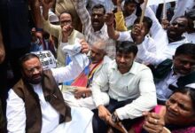 Photo of सरकार की स्कूलों की मर्जर नीति के खिलाफ स्वामी प्रसाद ने खोला मोर्चा  