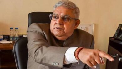 Photo of कार्यकाल पूरा ना कर पाने वाले तीसरे उपराष्ट्रपति बने धनखड़