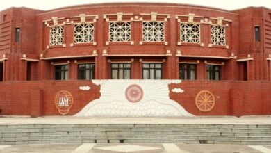 Photo of लखनऊ : आईआईएम से पढ़ी अंजली ने कैंसर से जंग जीतकर कायम की मिसाल