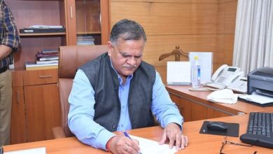Photo of यूपी के मुख्य सचिव को लेकर सस्पेंस बरकरार