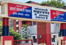 Photo of थाने में हंगामा, शिक्षिका ने दरोगा को जड़ा थप्पड़